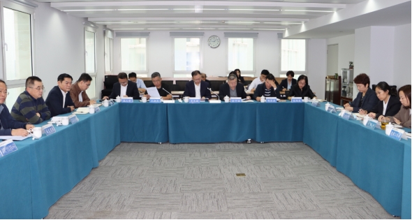 城發(fā)集團召開“轉作風、提能力，決戰(zhàn)四季度、打贏收官戰(zhàn)”動員會